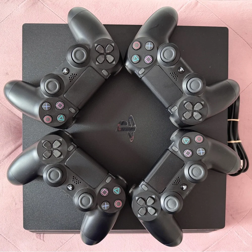 Sony PlayStation 4 Pro 1TB Bundle - 1 Console + 4 Controllers